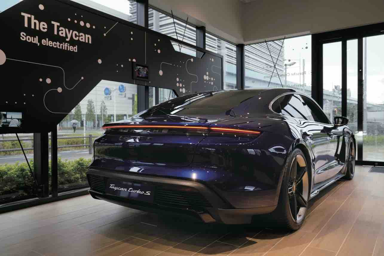 ポルシェ初のポップアップストア「Porsche NOW Tokyo」オープン